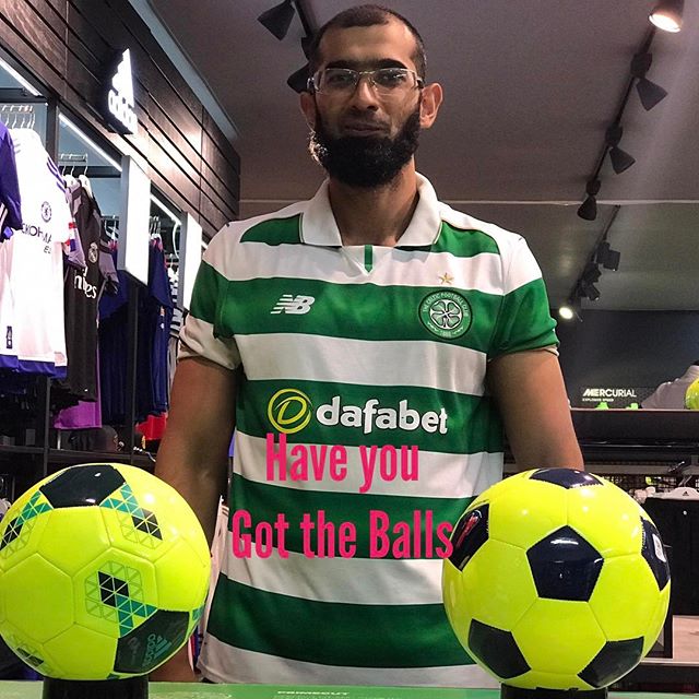 The first Ever Indian I've met that's a Glasgow Celtic Supporter. This man always gives great service at RCS Sports. Watta thing, Watta man Mamadashraf